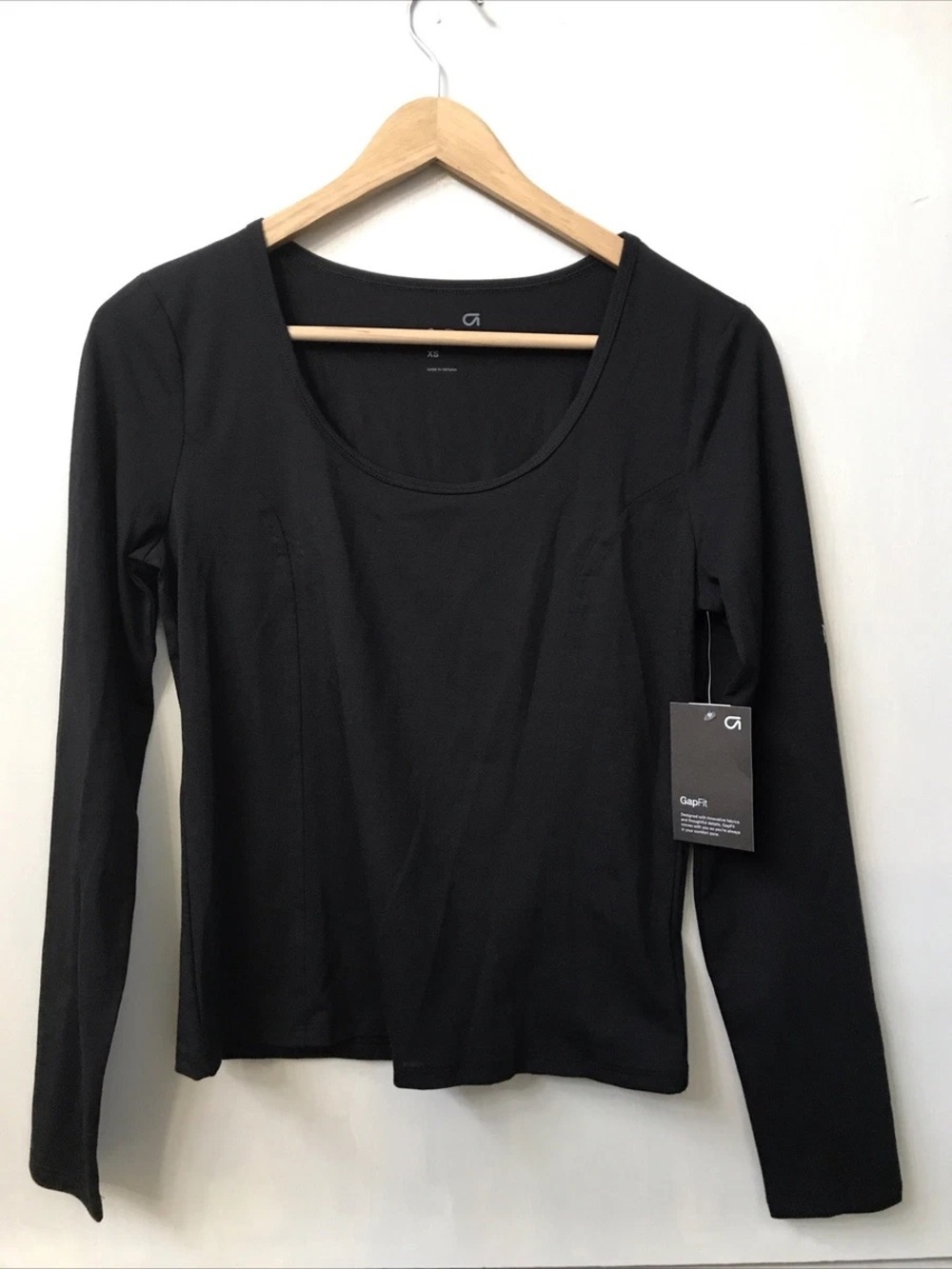 Gapfit workout top.